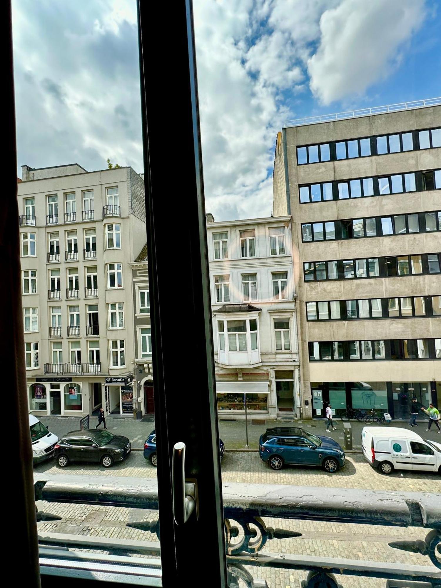 Luxury Suites Castel By Rikas Hotels Antwerp Luaran gambar